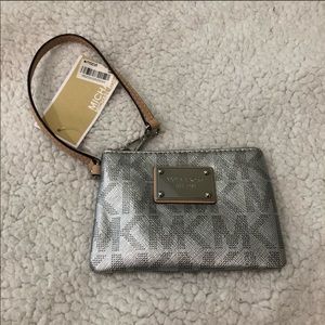 Michael Kors wristlet